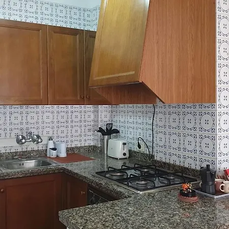 Fully-equipped, Ideal Beach-front Apartment